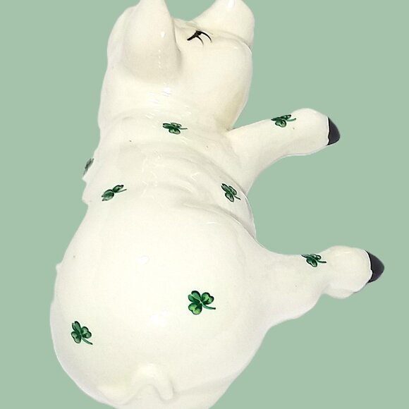Shelf Sitter Shamrock Sleeping Piggy Cute Irish & Such Specialty Ceramics Pig - Picture 5 of 11